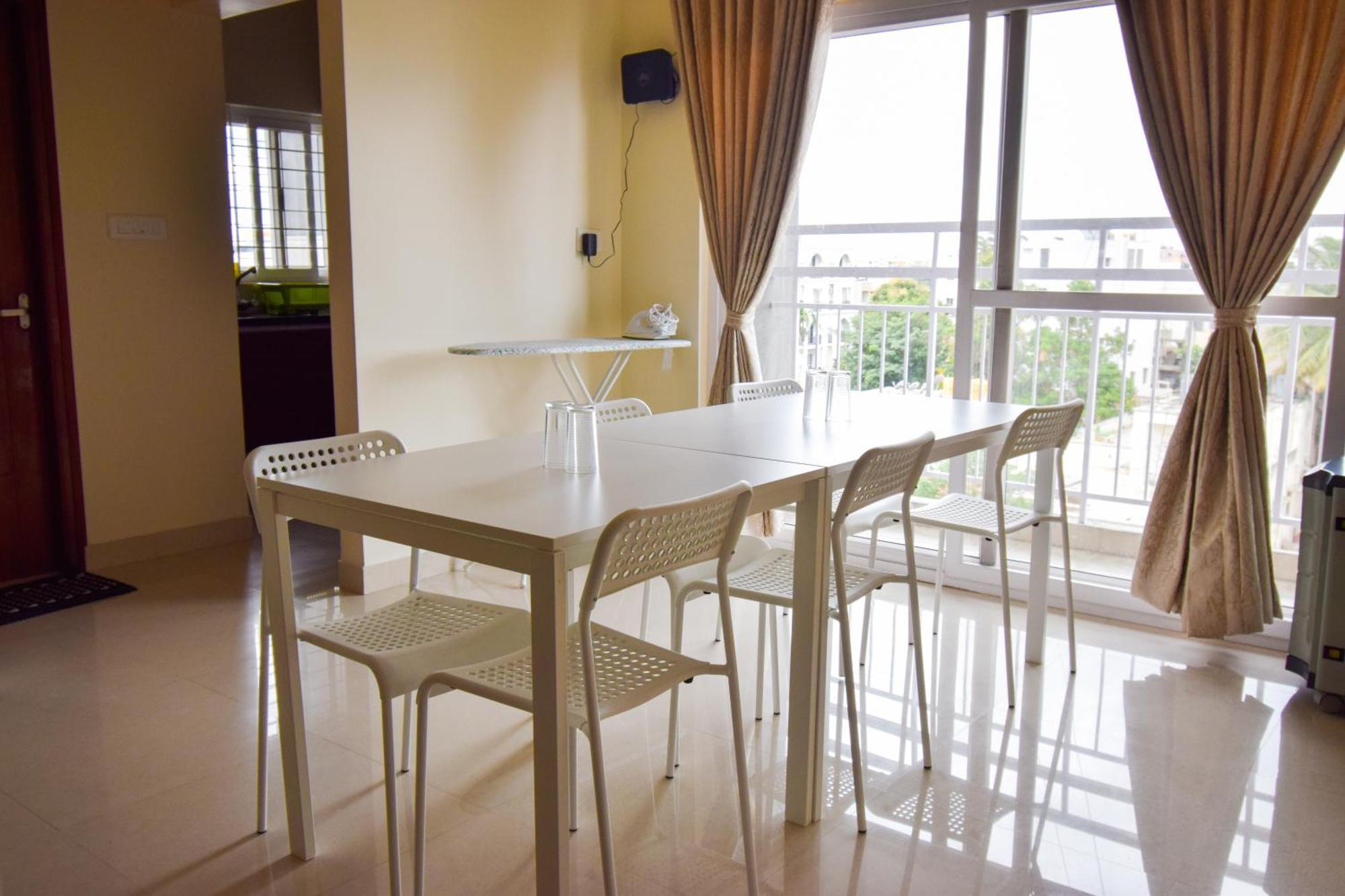 Staymazing-1,2 & 3 Bhk Ac Apartments In Hebbal-5Mins To Manyata-30Mins To Airport Bangalore Eksteriør billede